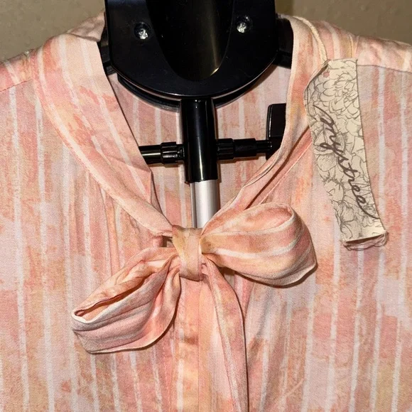 Mystree Peach and Cream Striped Blouse - Picture 4 of 10